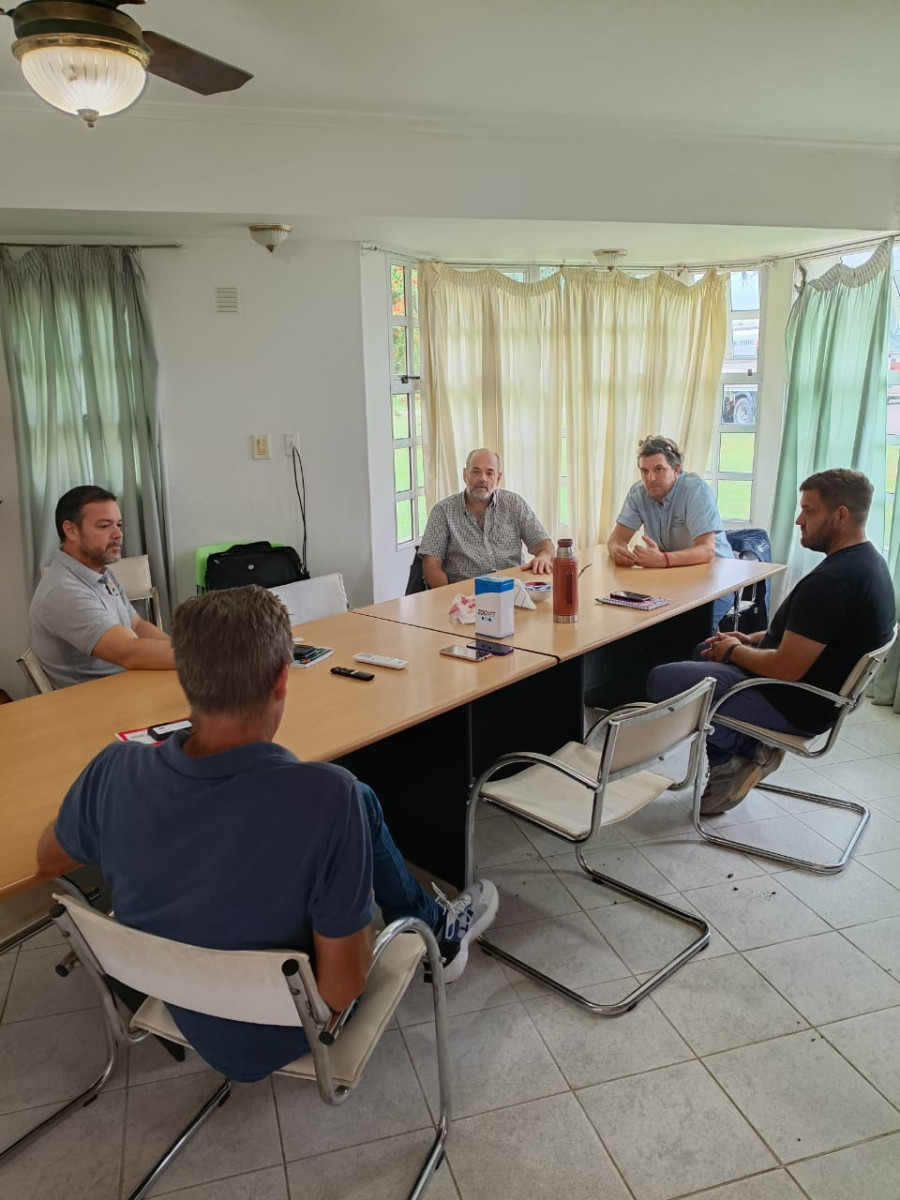 Reunión de trabajo con AUT