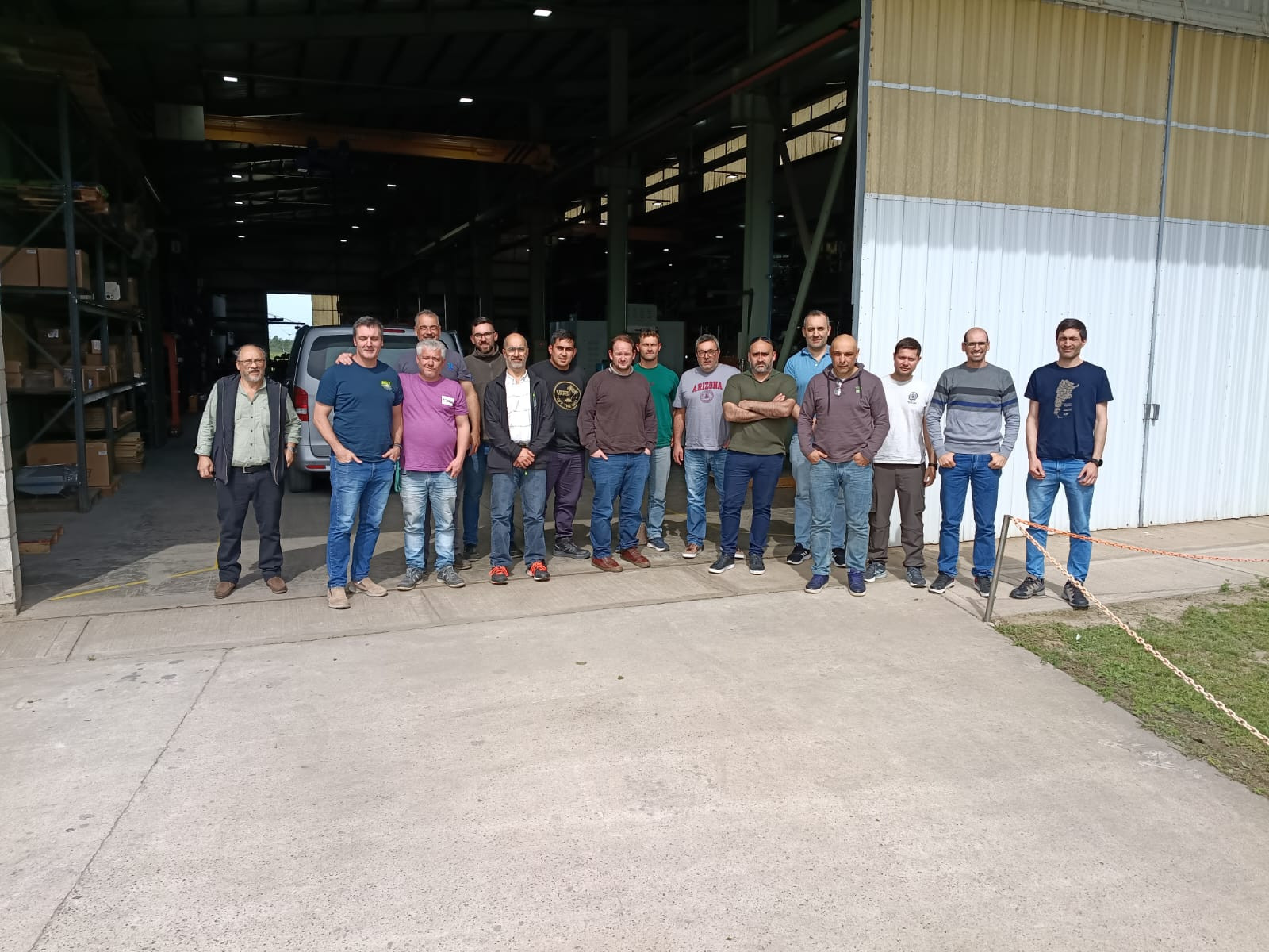 Dictamos los Modulos 2.5 EQUIPO SEPARADOR CENTRIFUGO, 2.6 EQUIPO HOMOGEINIZADOR y 2.7 EQUIPOS DE CONCENTRACION de la DIPLOMATURA para INDUSTRIA LACTEA
