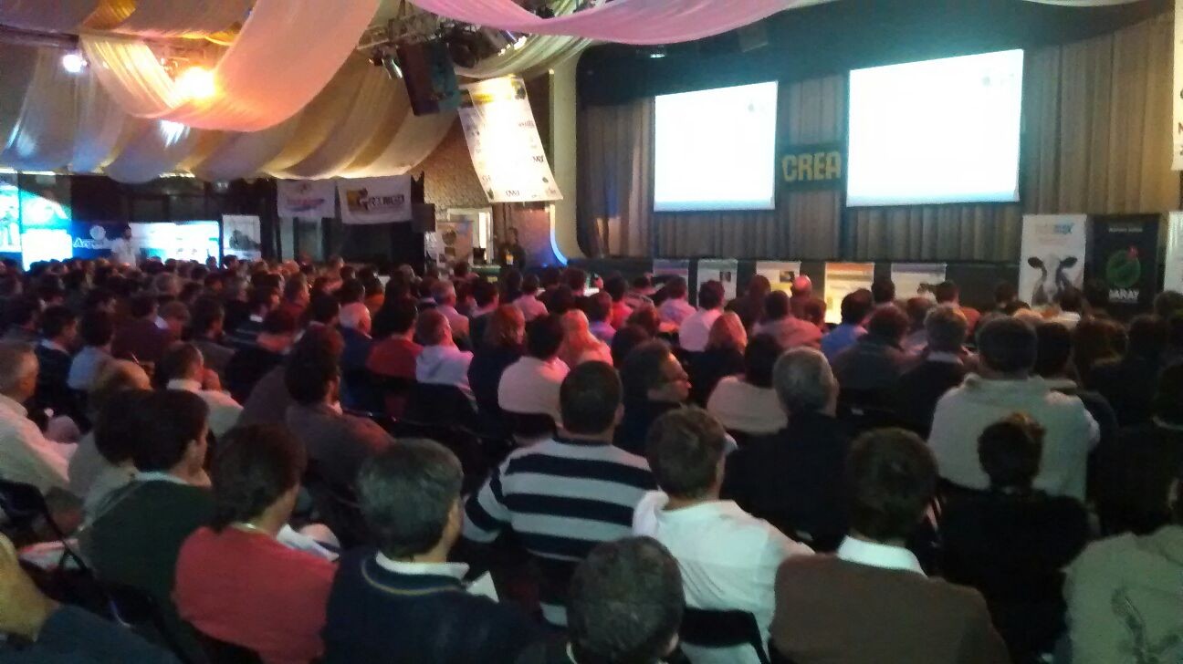 CAFyPEL participó de la Jornada de CREA