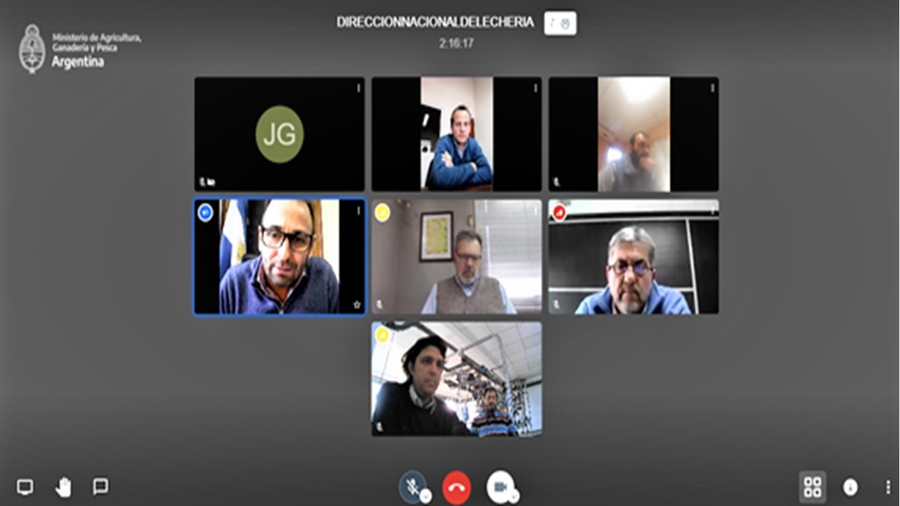 Reunión de trabajo con el nuevo Director Nacional de Lechería