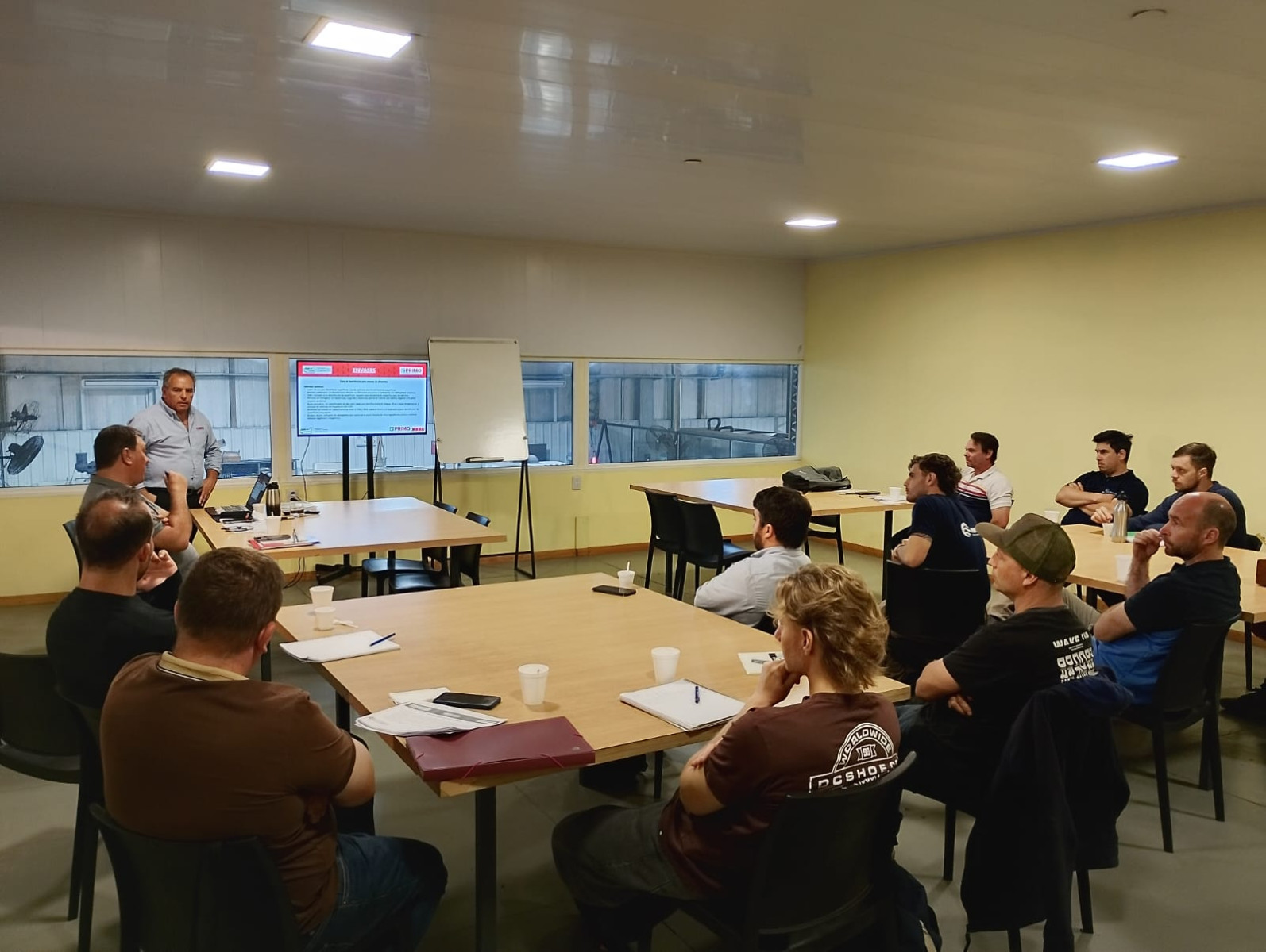 Desarrollamos el Modulo 2.8 EQUIPO DE ENVASADO de la DIPLOMATURA para INDUSTRIA LACTEA