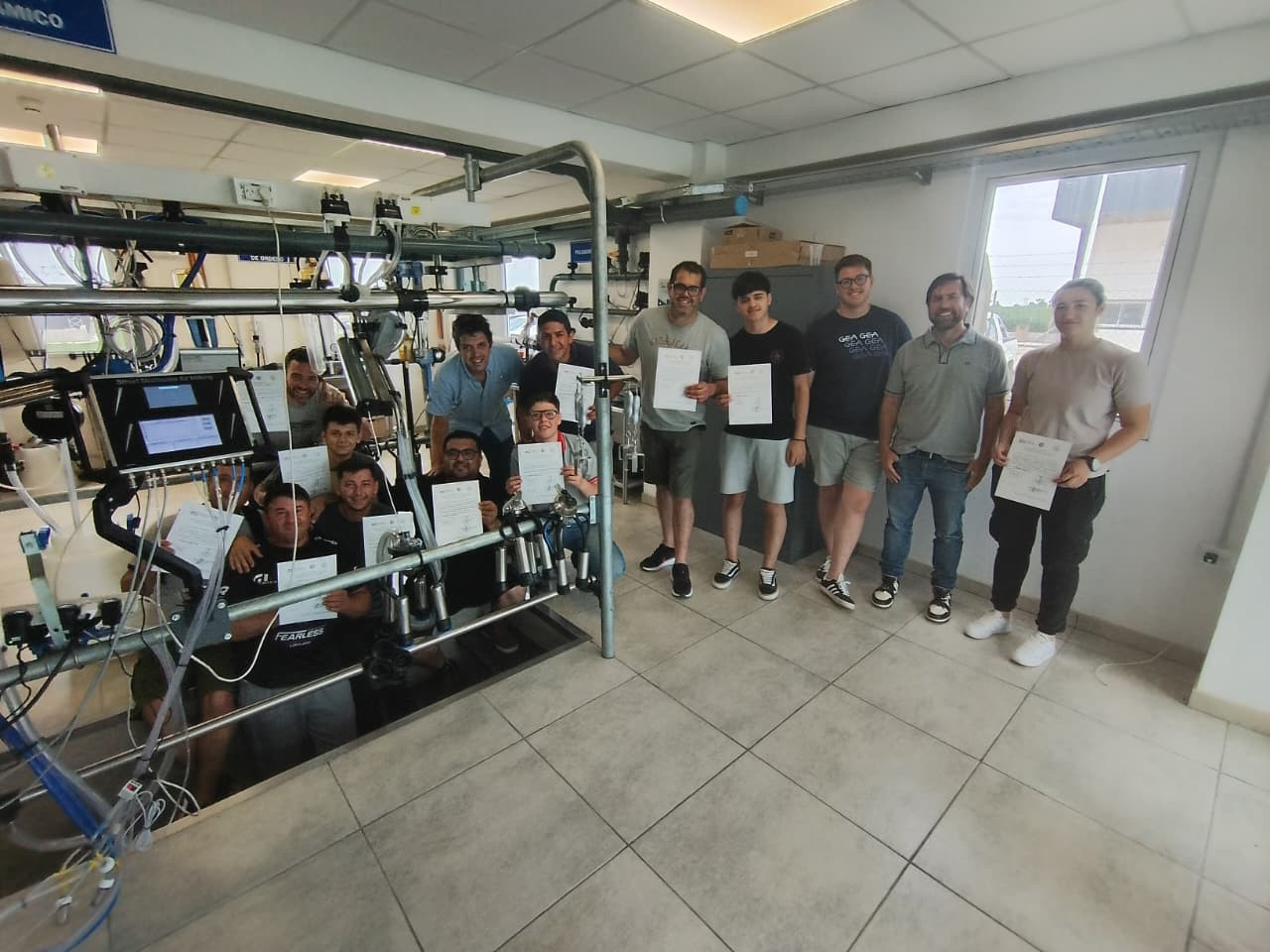 Entrega de títulos a los estudiantes de la 4ta Cohorte de la DIPLOMATURA para TAMBOS