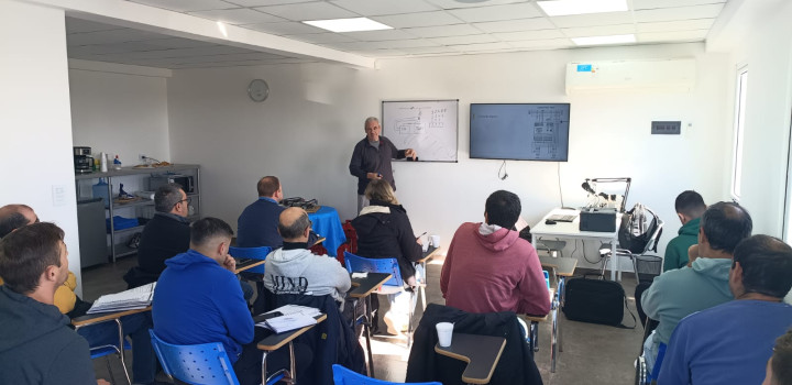 3ra clase del Módulo 1.4: Electricidad, Neumática y Automatización Industrial de la DIPLOMATURA PARA INDUSTRIA LACTEA.