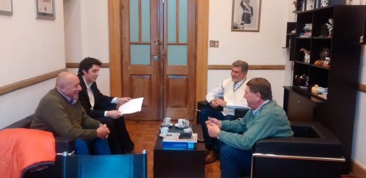 Reunión con Subsecretaría de Lechería