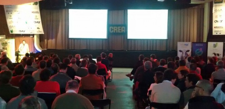 CAFyPEL participó de la Jornada de CREA
