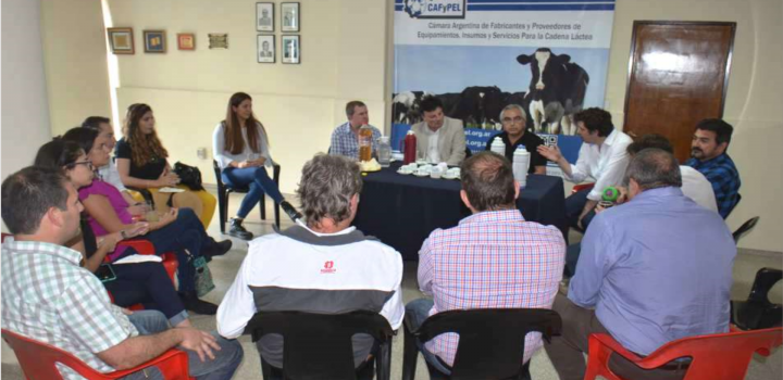 Visita de contigente de Ecuador a la CAFyPEL