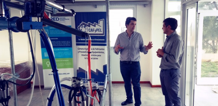 El Director de Lechería de la Provincia de Santa Fe, el Med. Vet. Juan Blas Magnano, visitó el Centro Tecnológico de la CAFyPEL